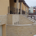 casa placata cu piatra de vistea