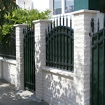 constructie gard din piatra